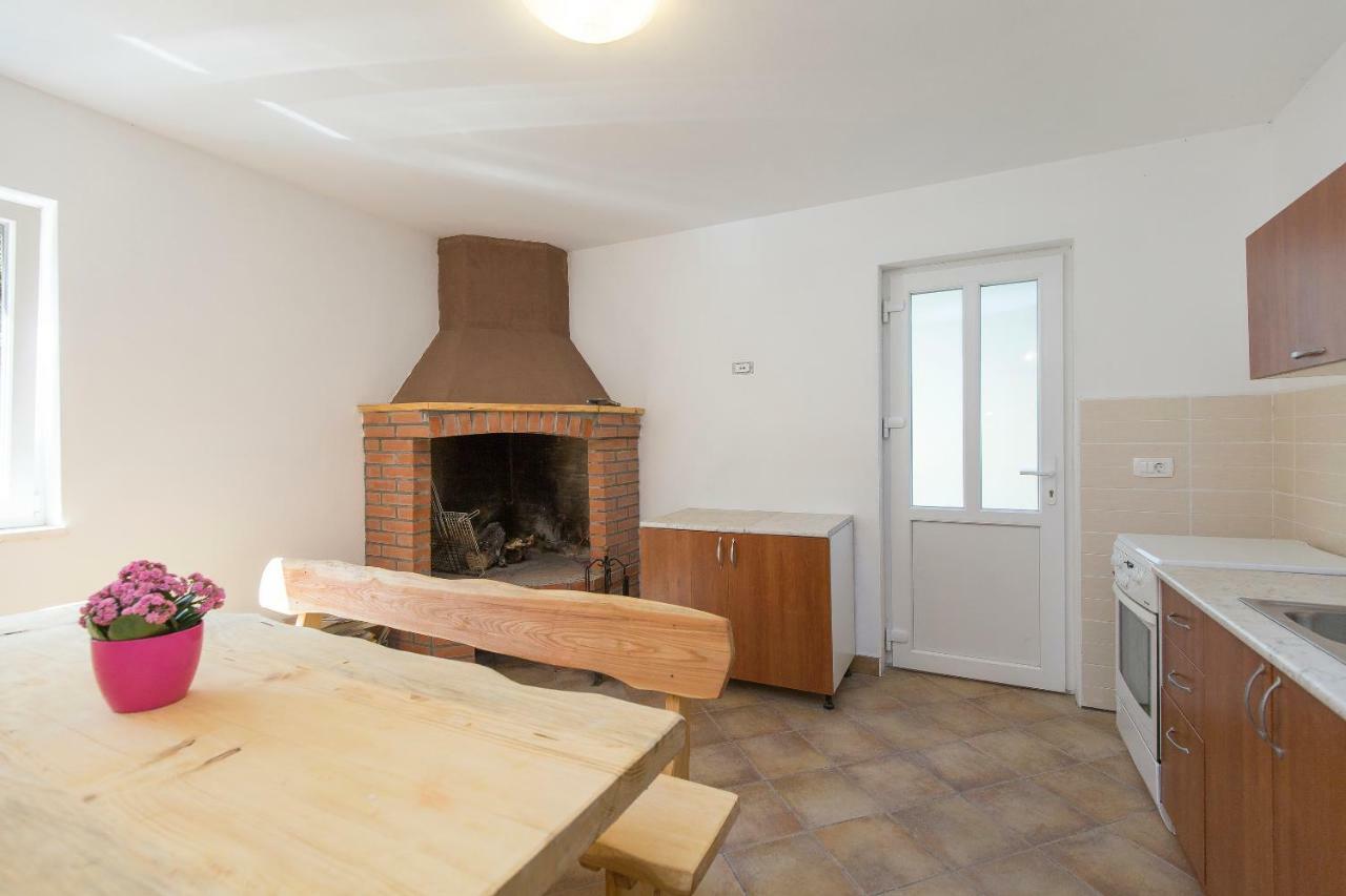 Holiday Home Rea ラビン エクステリア 写真